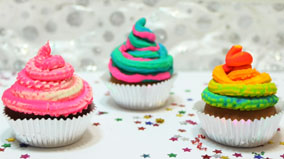 Play Dough Rainbow Swirl Cupcakes